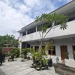 Rumah Pagar Merah Homestay