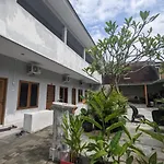 Rumah Pagar Merah Homestay